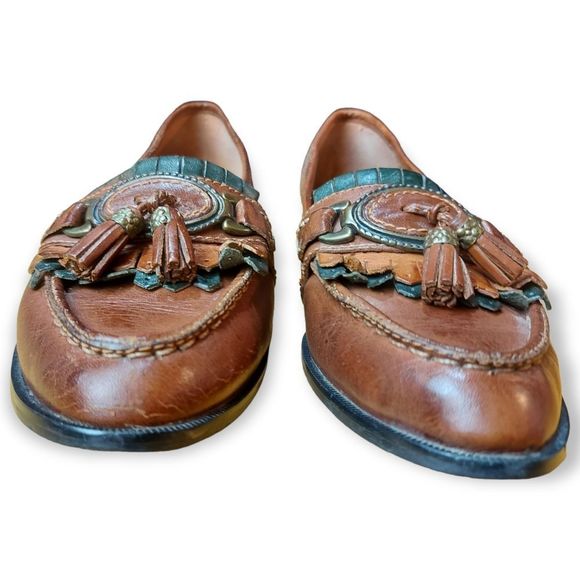 Vintage Fredelle Academia Brown Leather Loafers fits like a size 7-7.5 - Picture 5 of 8